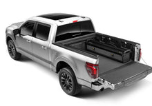 Load image into Gallery viewer, Retrax 14-18 Chev/GMC Silverado/Sierra 1500 &amp; 15-19 2500/3500 5.8ft Bed RetraxPRO EZ-Off FRC-4000