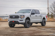 Load image into Gallery viewer, Rough Country Ford F-150 4WD (2021-2024) 4&quot; Lift Forged UCA, M1 Shocks