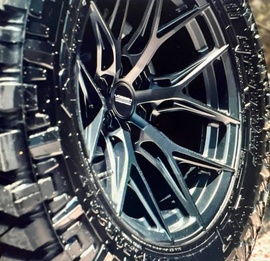 Vossen HF6-4 22x12 / 6x139.7 / ET-44 / Ultra Deep Face / 106.1 - Matte Gunmetal Wheel