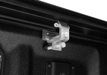 Load image into Gallery viewer, Retrax 21-26 Ford F-150 SuperCrew/SuperCab 5.5ft Bed &amp; F-150 Lightning RetraxPRO EZ-Off FRC-4000